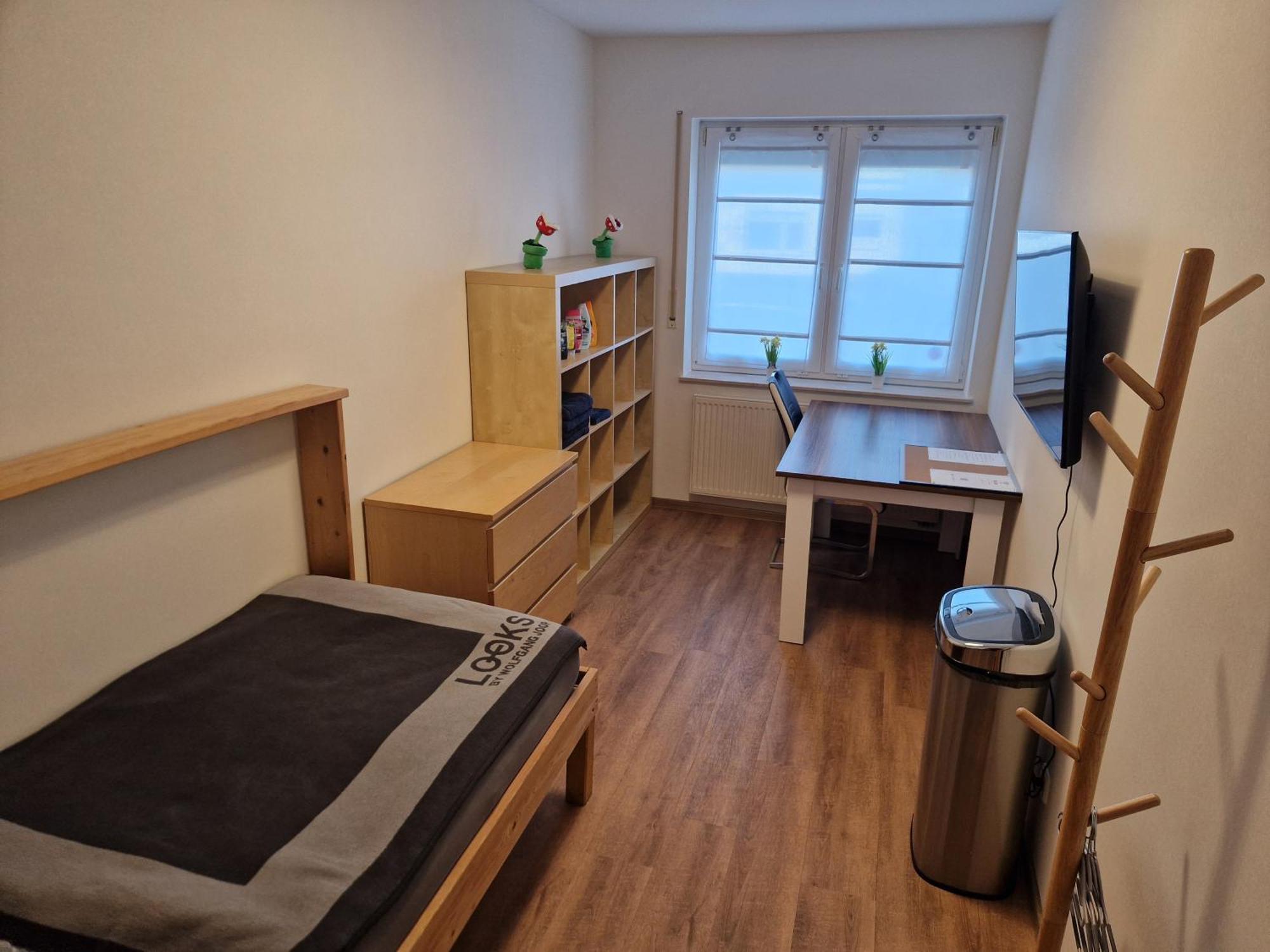 Einzelzimmer In Ruhiger Lage --- Check-In Mit Schluesselkasten Meppen Eksteriør bilde